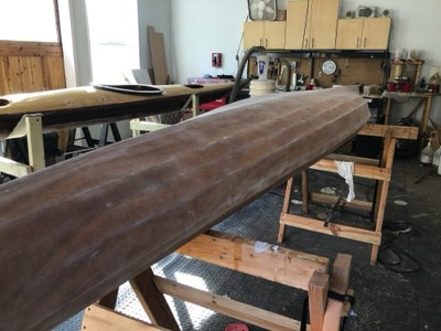  The hull is sanded. 