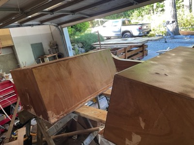  Trailer bunks are fiberglassed. 