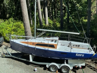  She's ready for the Wooden Boat Festival! 